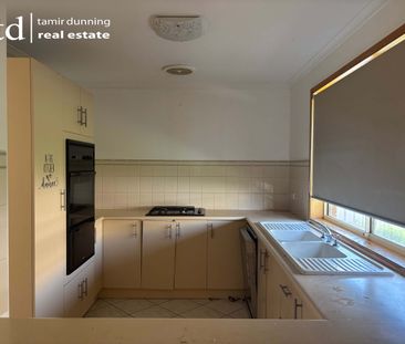 9 Wilsen Terrace, Pooraka SA 5095 - House For Rent - $615 | Domain - Photo 2