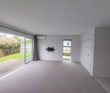 Fantastic on Fairwater - Photo 6