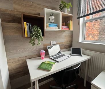 7 Bed Terraced House, Garmoyle Road, L15 - Photo 4