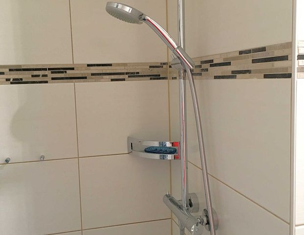 City-Residence: Schickes Apartment mit Internet und Balkon in ruhiger Lage von Neu-Isenburg - Photo 1