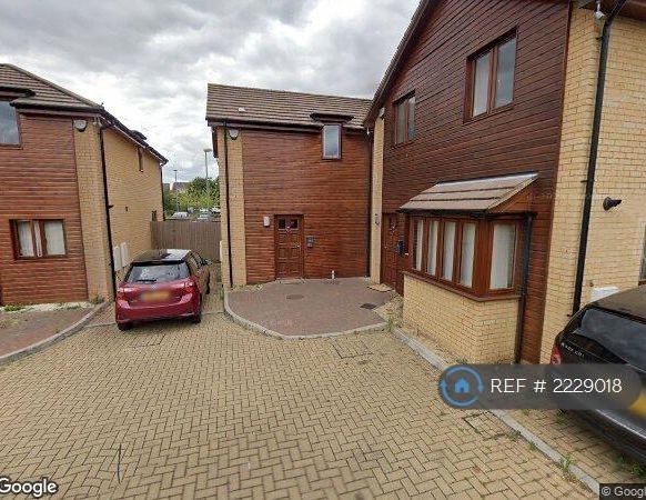 3 bedroom detached house to rent - Photo 1