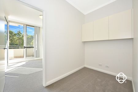 382/33 Hill Road, 2127, Wentworth Point Nsw - Photo 4