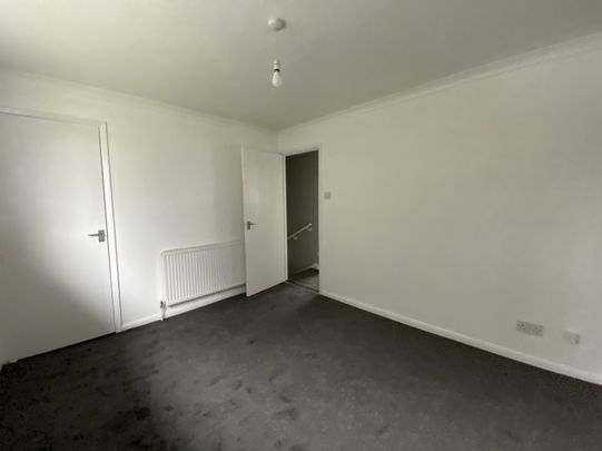 40 Wawne Lodge, Hull - Photo 1