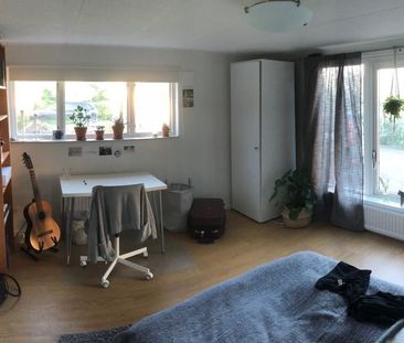 Örby slottsväg, Älvsjö - Photo 2