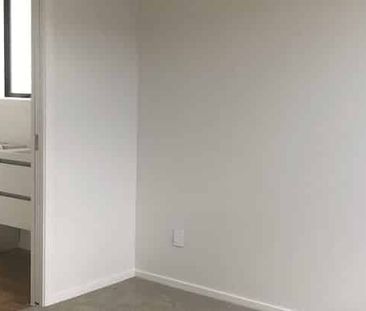 New 2xbdrooms, 2.5xbathrooms townhouse - Photo 3