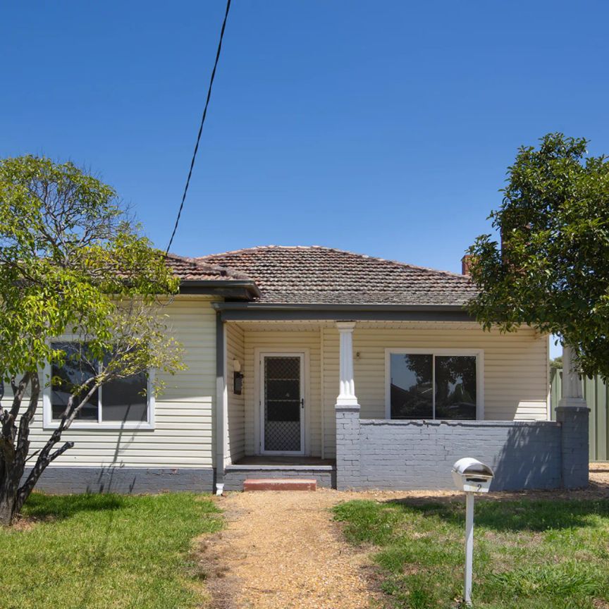 32 Sandhurst Road, California Gully. - Photo 1