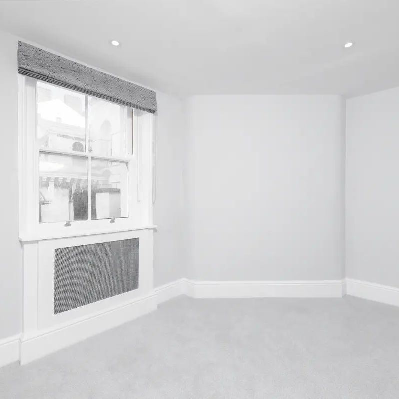 3 bedroom flat - Photo 1