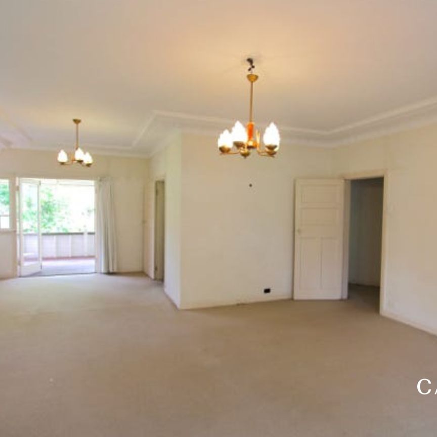 15 Grosvenor Road, Indooroopilly, QLD, 4068 - Photo 1