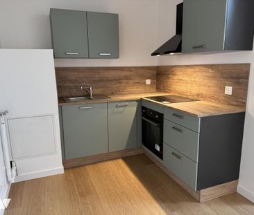 AMIENS CENTRE APT F3 DUPLEX LIBRE DE SUITE AVEC PARKING DANS COUR S... - Photo 3