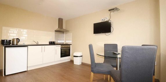 1 bedroom apartment to rent - Photo 2