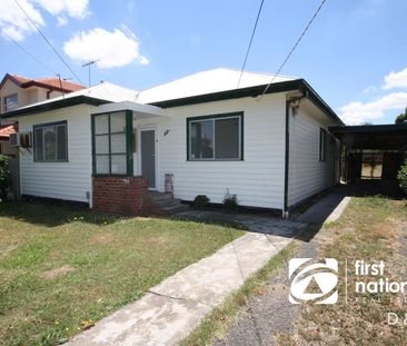 72 Sandford Avenue, 3020, Sunshine North Vic - Photo 3