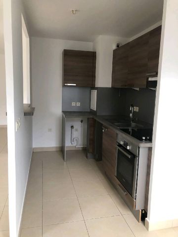 Location Appartement 3 pièces 61m² MAGNY LE HONGRE 77700 - Photo 2