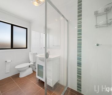 Modern 3 Bedroom Ensuite Townhouse - Photo 5