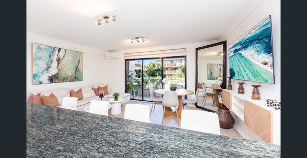 STYLISH BONDI LIFE 7 FULLY FURNISHED @BONDI BEACH - Photo 1