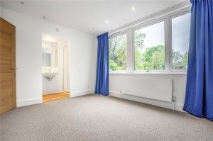 North Drive, Furzedown, SW16 - Photo 2