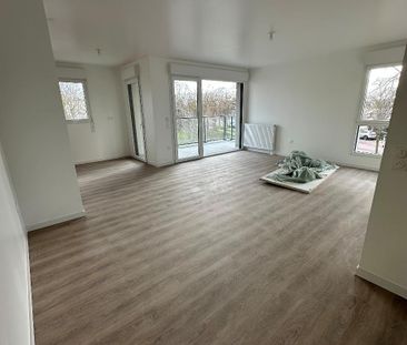 Location Appartement 3 pièces 67m² CAEN 14000 - Photo 6