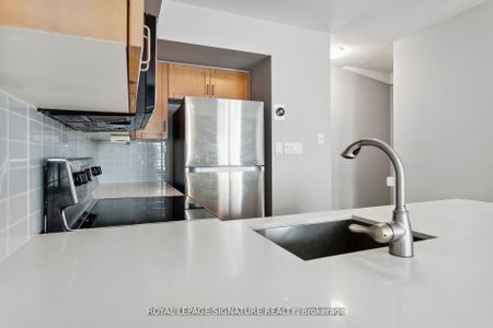 Condo Townhouse For Lease | C8135782 - Photo 4