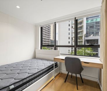 Newly Renovated & Furnished 2 Bedroom + Study with Parking - Photo 3