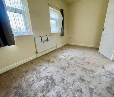 2 bedroom semi-detached house to rent - Photo 2