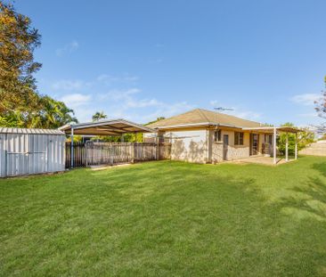 Freshly Painted Family Home - Photo 2