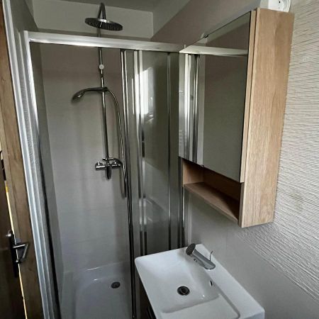 Location Appartement 1 pièce 14m² TOURCOING 59200 - Photo 4