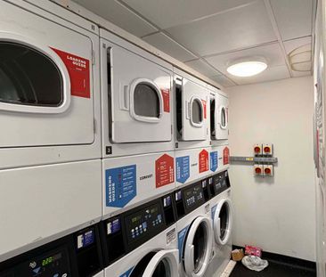 Large Standard Double Ensuite - Photo 2