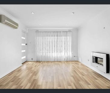 For Rent WellLocated Quiet Comfortable Home - Photo 6