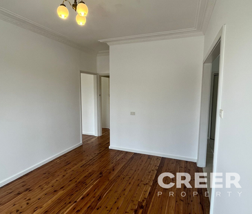 4 Bryson Avenue, Kotara - Photo 1