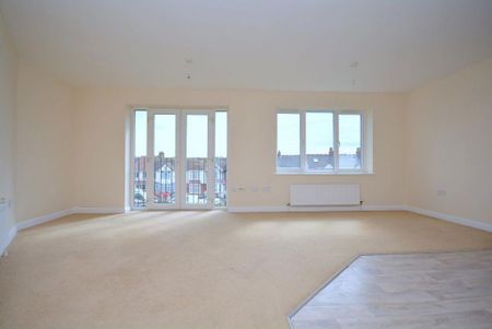 2 bedroom flat to rent - Photo 3