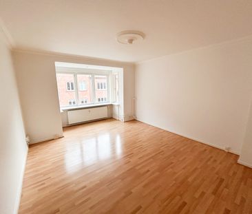 Lys 2-værelses lejlighed i vestbyen - Photo 4