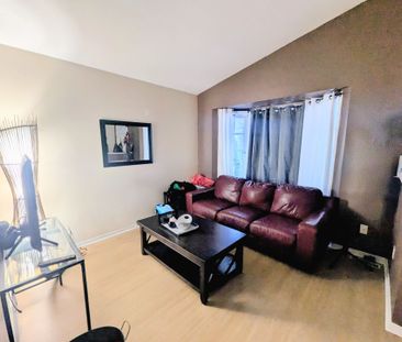 For Lease - 1066 FARNSBOROUGH Crescent, London East, Ontario - Photo 2