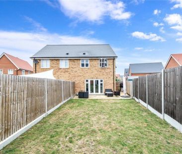 3 bedroom semi-detached house to rent - Photo 4