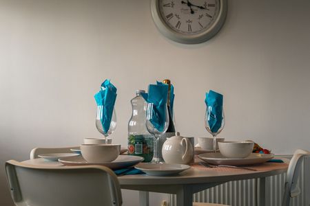 Royal Windsor Way - Photo 4