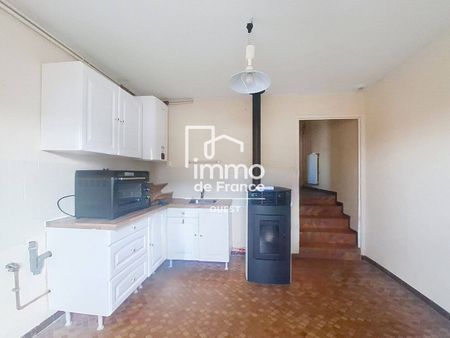 Location maison 4 pièces 76 m² à Saint-Pierre-sur-Orthe (53160) - Photo 5