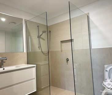 BRAND NEW ULTA MODERN LUXURY 3 BEDROOM TOWNHOUSE WITH DUCTED AIR-CO... - Photo 6