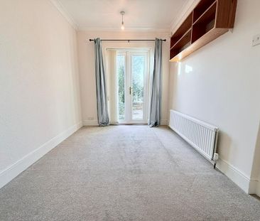 2 bedroom semi-detached bungalow to rent - Photo 2