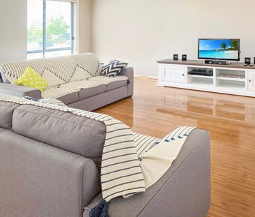 Great 4 bedroom family home for rent at Bolwarra Heights - Photo 1