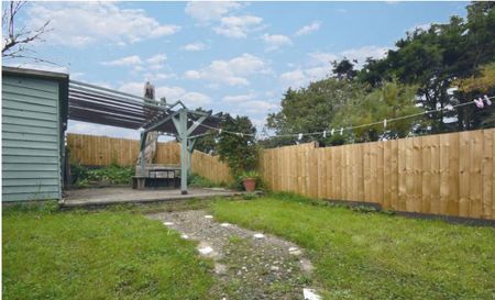 2 bedroom house to rent - Photo 2