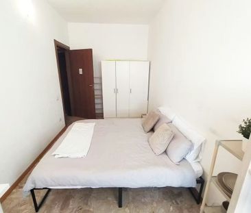 Via Sapri, Milan, Lombardy 20156 - Photo 3