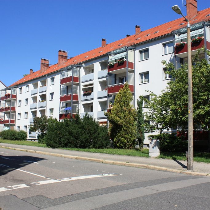 Gemütliche 2-Raum-Wohnung mit Balkon - Foto 1