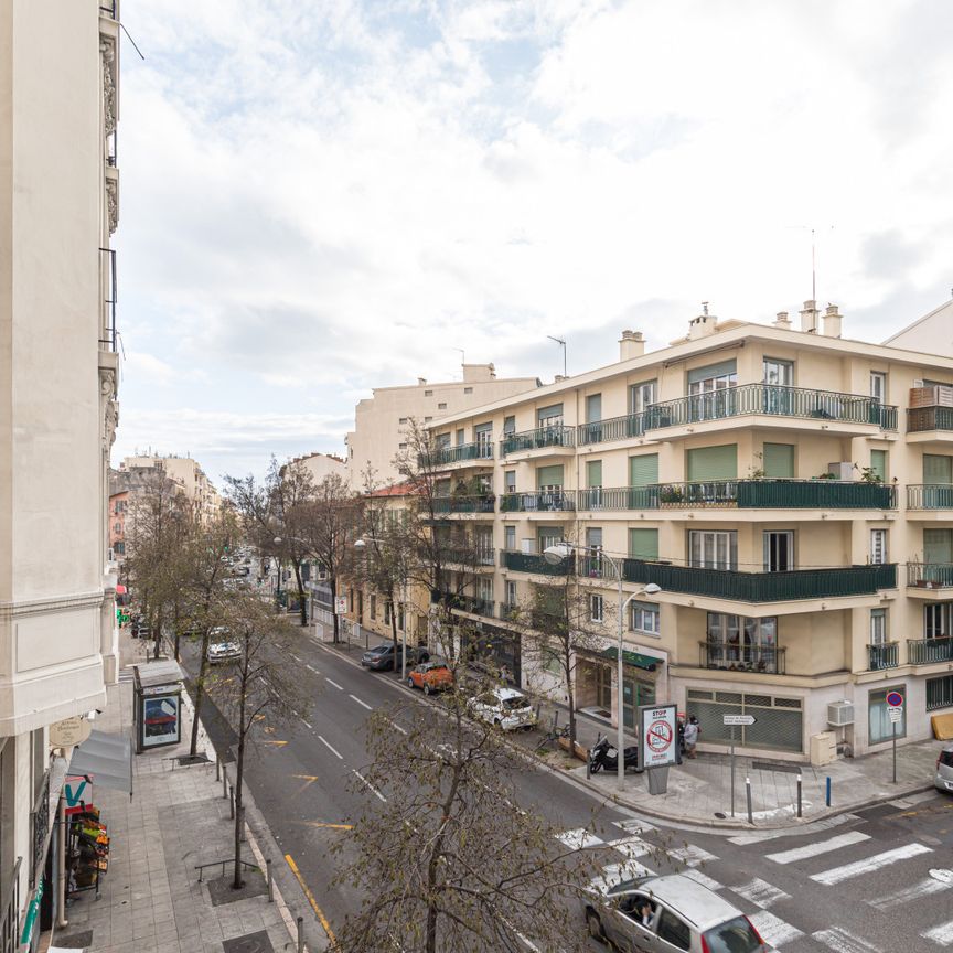 Location Appartement 1 pièce 28m² NICE 06100 - Photo 1