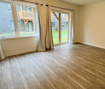 For Lease - 1355 Shevchenko Boulevard Unit# Ground floor, Oakville,... - Photo 1