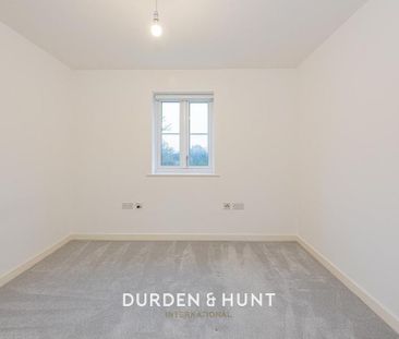 3 bedroom semi-detached house to rent - Photo 2