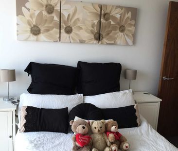 Price £1,050 pcm - Available 01/10/2026 - Furnished - Photo 5