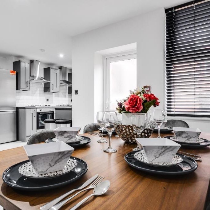 6 bedroom house to rent - Photo 1