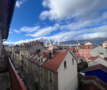 Location Appartement 1 pièce 36m² GRENOBLE 38000 - Photo 2