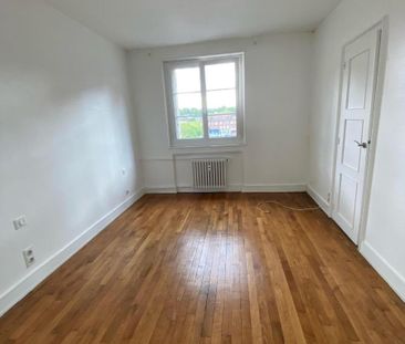 Location Appartement 3 pièces 65m² BEAUVAIS 60000 - Photo 4