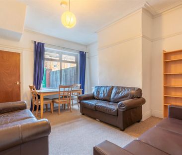 4 bed terraced house to rent in Warwick Street, Heaton, NE6 - Photo 1