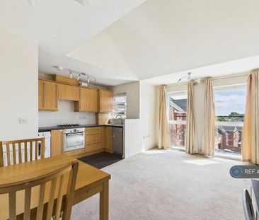 2 bedroom flat to rent - Photo 3