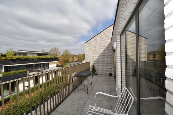 Luxueuze duplex - 130m², 2 slpk.-NW-terras & ondergronds:P+B - Photo 1